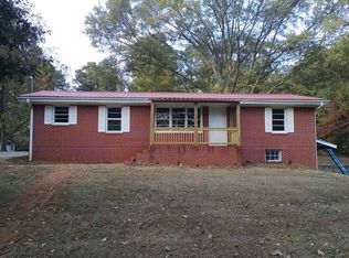 151 Leigh Ave, Newnan, GA 30263