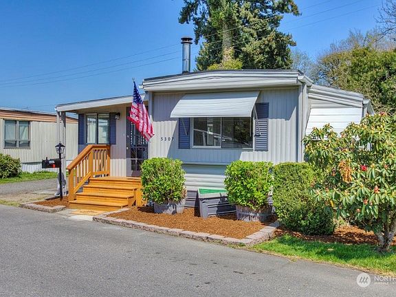 3rd image of 5307 69th Avenue Ct E