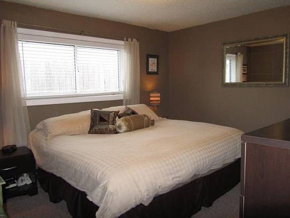 5th image of 2342 Lee Ln