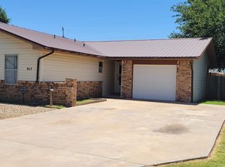917 Purdue Ave, Clovis, NM 88101