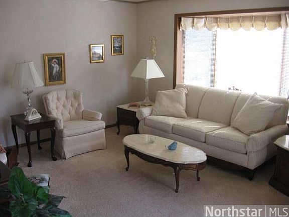 5th image of 3706 Gershwin Ln N