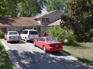 777 Surryse Rd, Lake Zurich, IL 60047