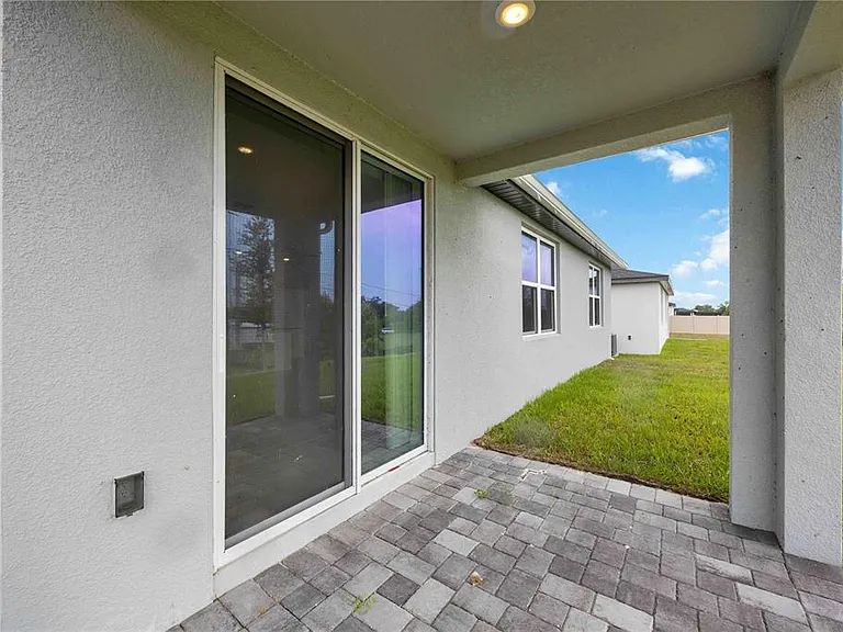 5009 Katrina Dr — Photo 46