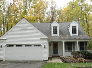 12100 Burlington Glen Dr, Chardon, OH 44024