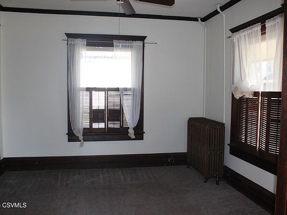 2nd image of 524 Front St