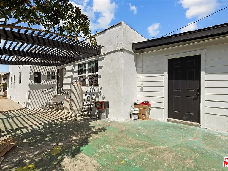 3748 Veteran Ave — Photo 19