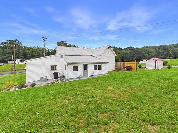 5th image of 633 Lots Gap Rd