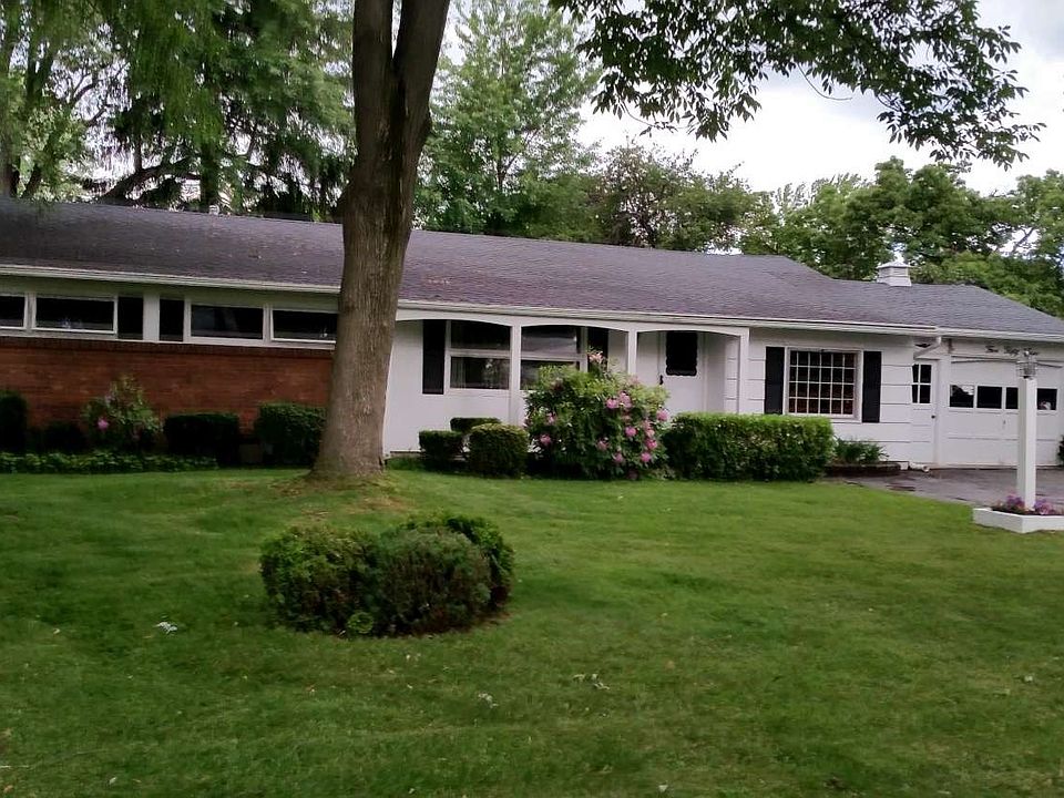1st image of 553 Wahlmont Dr