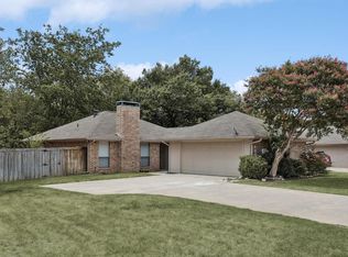 4909 Creekwood Dr, Flower Mound, TX 75028