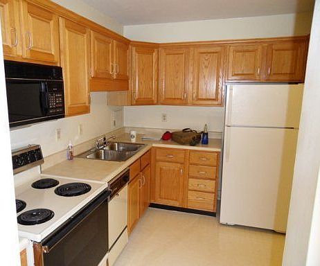 3rd image of 1400 Kenesaw Ave APT 11L