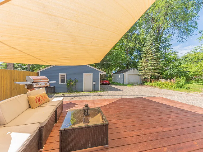 1123 W Huron St — Photo 49