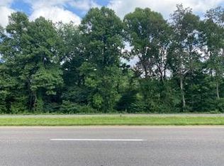 Valley St, Elizabethton, TN 37643