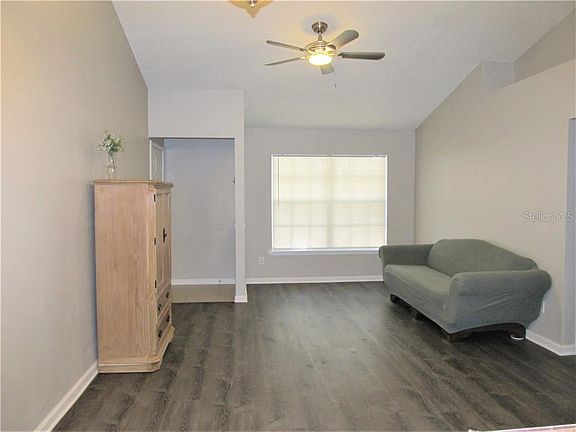 5th image of 108 Reserve 200 Cir