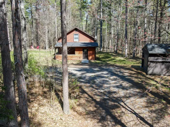 109 Tannenbaum Ln, Jay, NY 12941