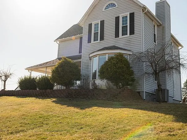 4600 Brinker St SW, Navarre, OH 44662