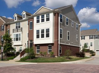 21 Marcel Ln, Schaumburg, IL 60194