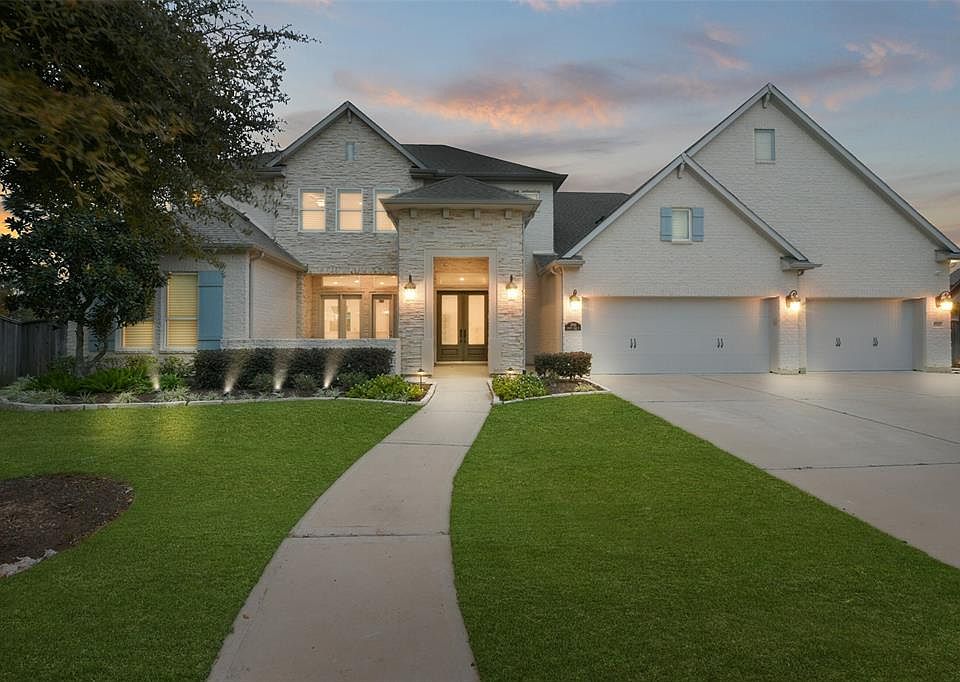 1st image of 2702 Kingston Bluff Lane