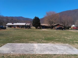 17 Mackey Farm Dr, Old Fort, NC 28762