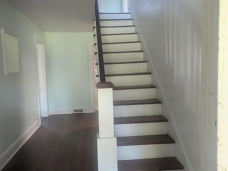 7416 Greenwood Station Rd — Photo 13