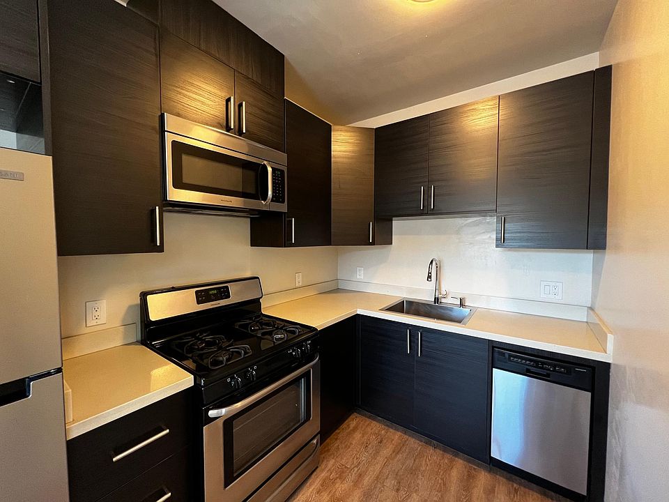 1st image of 115 Highland Ave APT 7