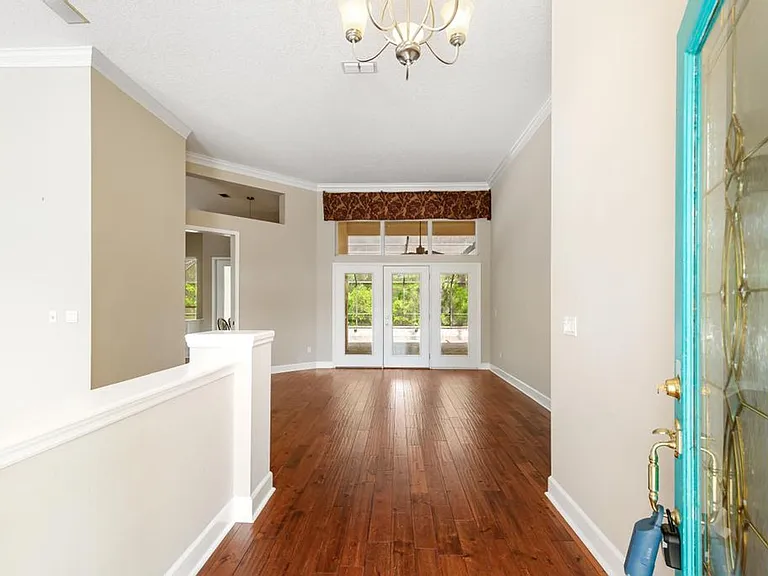 337 S Mill View Way — Photo 3