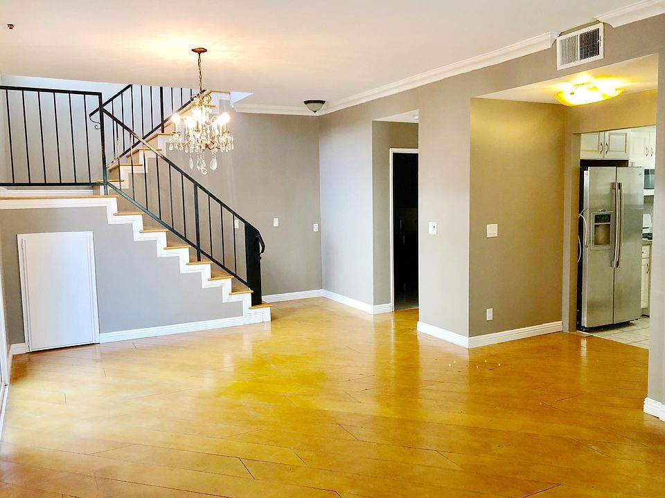 1st image of 442 N Gardner St