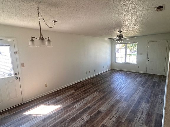 4th image of 3063 Dowden Dr