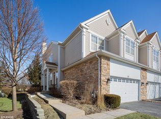 10 Clara Ct, Algonquin, IL 60102