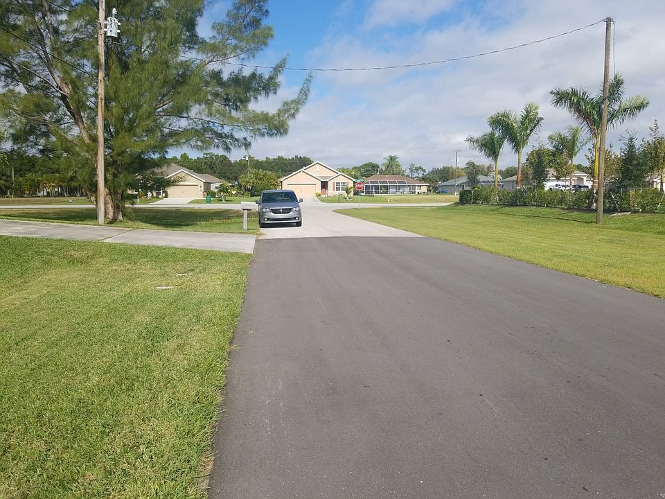 1st image of 3708 SW 19th Ave