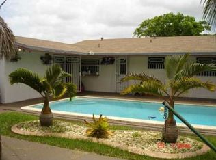 10752 SW 61st Ter, Miami, FL 33173
