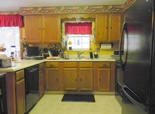 71 Oak Hill Rd, Concord, NH 03301