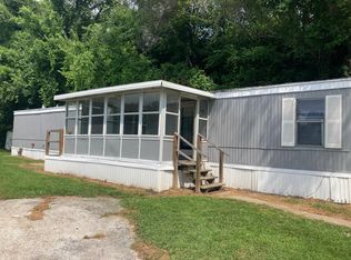 2601 W Valley Vw, Quincy, IL 62305