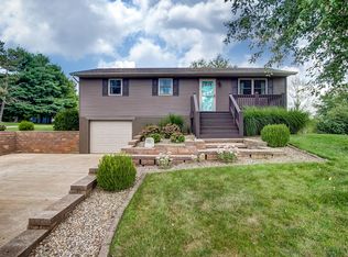 3155 Wayne Ridge Rd, Zanesville, OH 43701