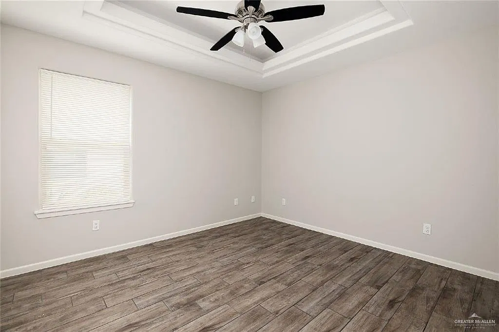 2 bed, 2.0 bath, 981 sqft, $995 — Photo 4
