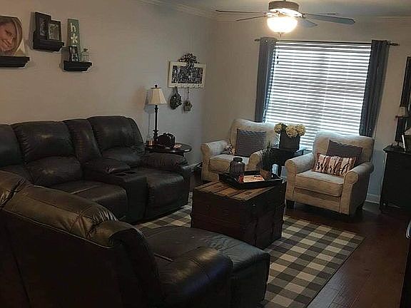 2nd image of 508 Amberdale Cir E