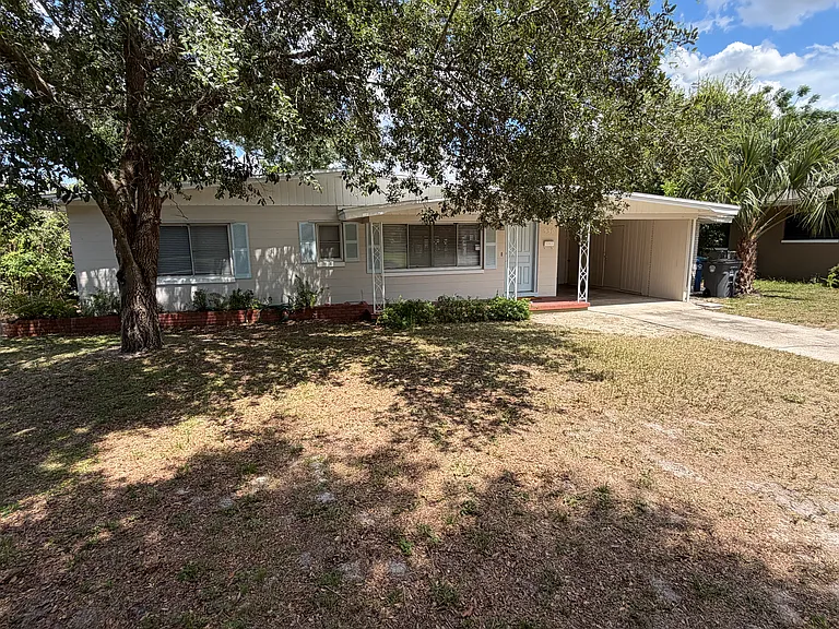 530 Byron Rd — Photo 7