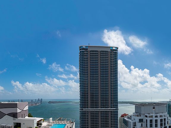 2nd image of 1001 S Miami Ave #2911
