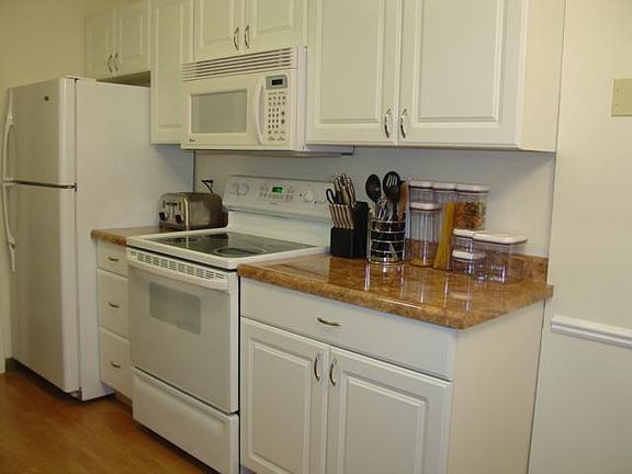 3rd image of 6165 E Innkeepers Ct #73