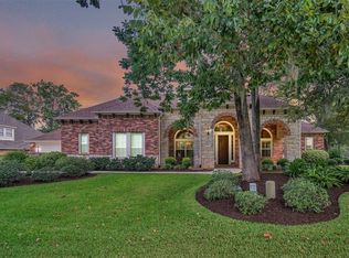 45 Edgewood Dr, Montgomery, TX 77356