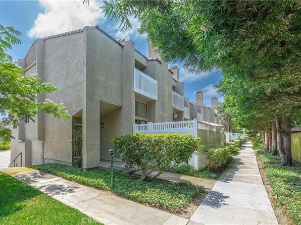 380 W Wilson St, Costa Mesa, CA 92627