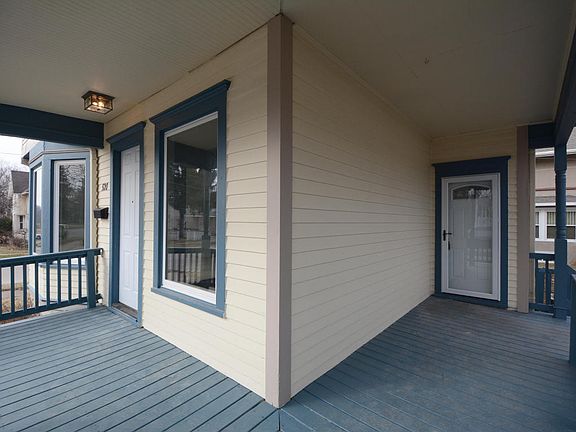 5th image of 520 Prospect Ct