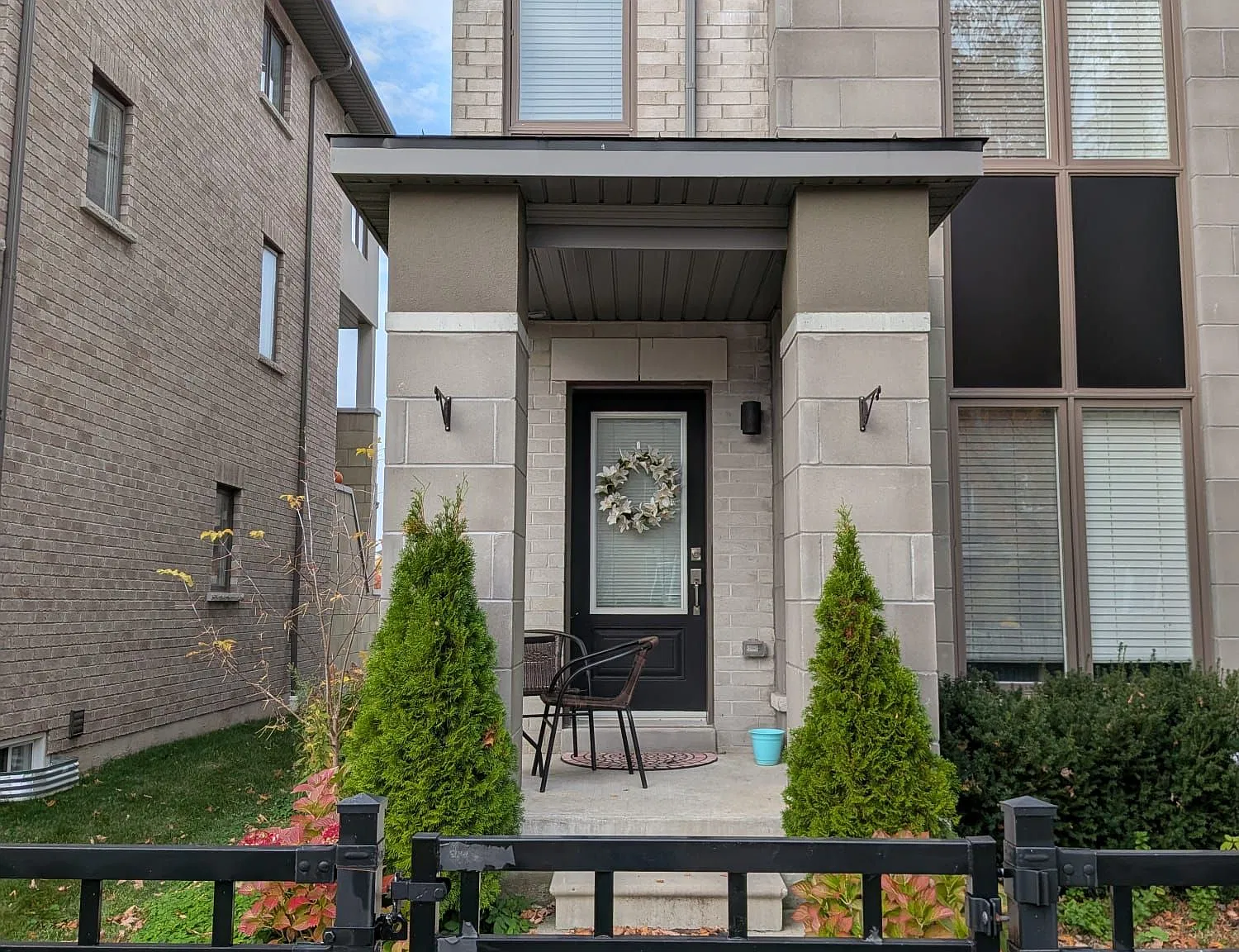 3 bed, $2,950 — Photo 2