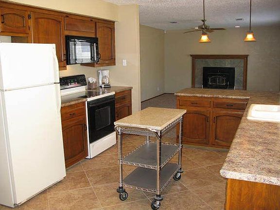 Kitchen / Family Room