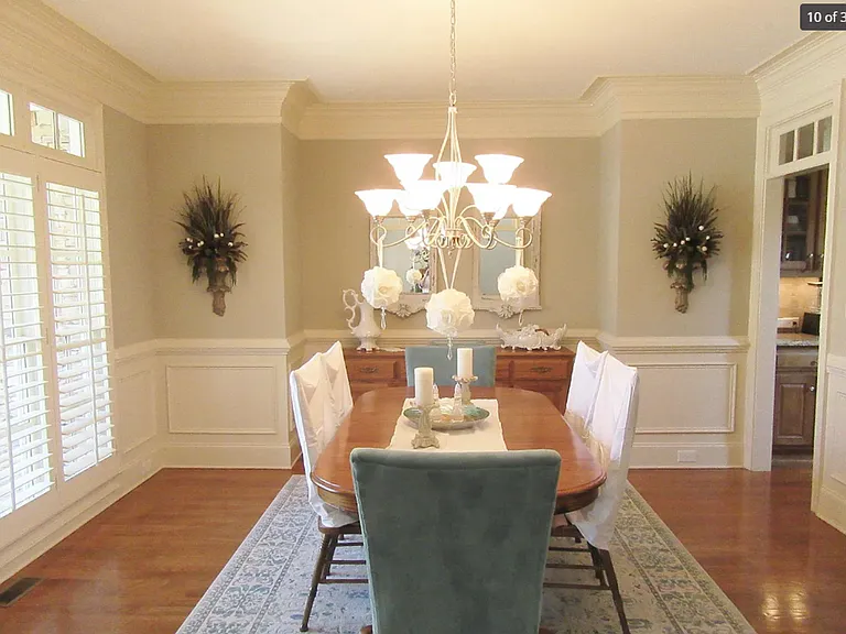 1051 Robinson Ct — Photo 8