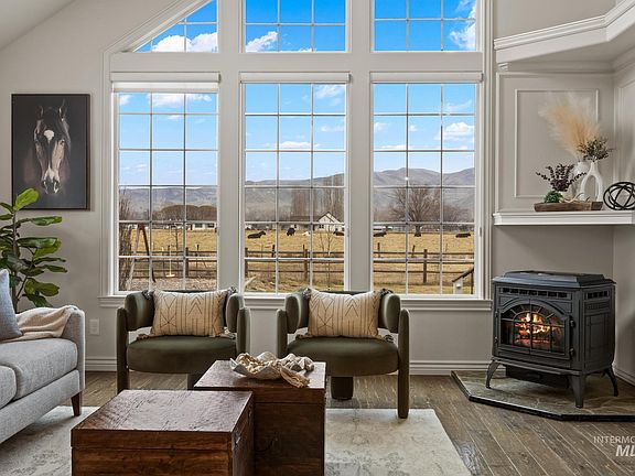 4th image of 2185 Waterwheel Rd