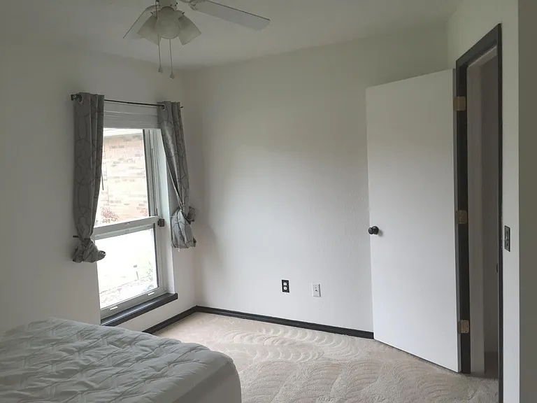 301 S Abbey Ln — Photo 22