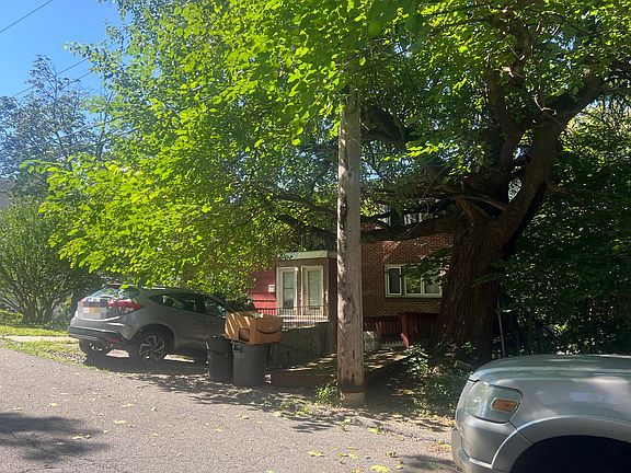2nd image of 13 Woodrow Ave #A-k-15