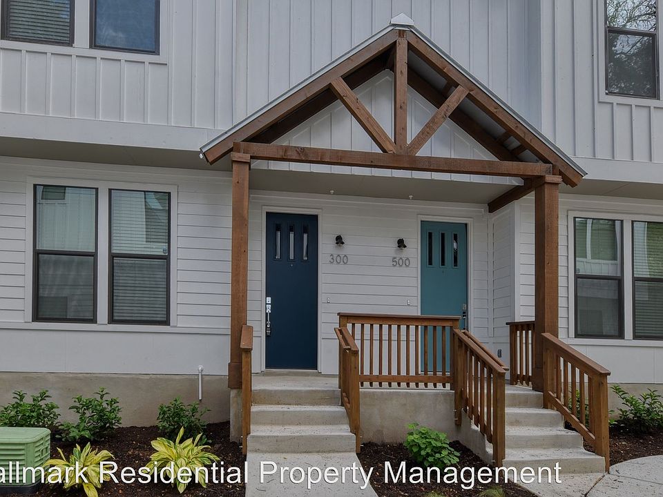 1st image of 200 Melrose Pl #500