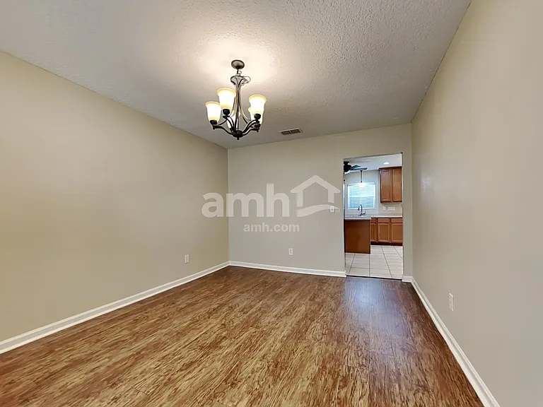 525 Juniper Spring Ct — Photo 6