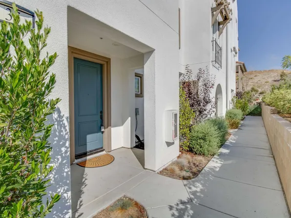6012 Village Center Loop Rd #35, San Diego, CA 92130